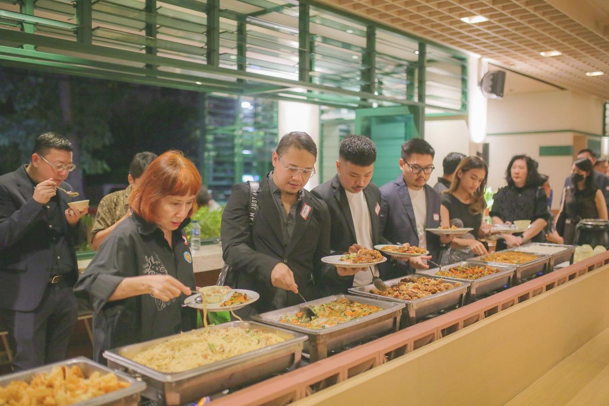 The Win Hotel Surabaya Dış mekan fotoğraf